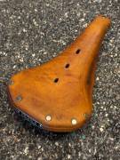 Brooks B17 bőr kerékpár nyereg – barna – használt, jó állapot Brooks B17 Országúti / Gravel / Triatlon Alkatrész, Országúti Nyereg / Nyeregcső használt ELADÓ