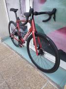 BMC AKCIÓ::-25%% BMC Roadmachine 01 THREE  ( 51, 54)   Road bike SRAM Force eTap AXS disc brake new with guarantee For Sale
