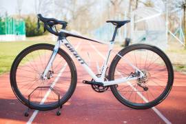 GIANT Defy Advanced 2 (S) Road bike Shimano 105 disc brake used For Sale