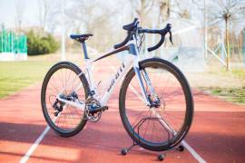 GIANT Defy Advanced 2 (S) Road bike Shimano 105 disc brake used For Sale
