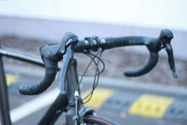 SERIOUS Valpora Országúti Shimano Sora patkófék használt ELADÓ