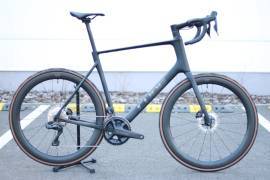 CUBE Attain C:62 SLT 2026 Disc Országúti Shimano Ultegra Di2 tárcsafék nem használt ELADÓ