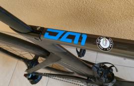 FELT DA1 Országúti SRAM Force eTap AXS v-fék használt ELADÓ