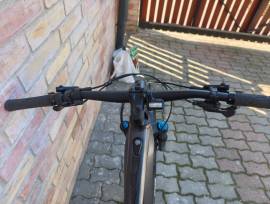 MERIDA eone-forty 700 Elektromos Mountain Bike 29" elöl 27.5" hátul (Mullet) össztelós / fully Shimano Shimano Deore XT használt ELADÓ