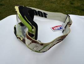 Új 100% Strata 2 camo, átlátszó lencsés DH/FR szemüveg, védőszemüveg 100% Strata 2 Eyewear / Sunglasses DH new / not used For Sale