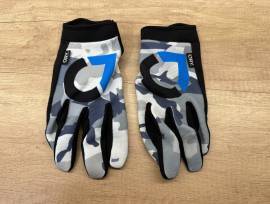 CRY brand fekete/szürke/camo BMX/MTB, kerékpáros kesztyű, gloves (L) CRY brand L nem használt férfi/unisex ELADÓ