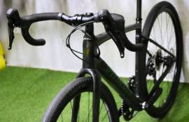 SPECIALIZED DIVERGE CARBON GRAVEL 2x12 Gravel / CX tárcsafék nem használt ELADÓ