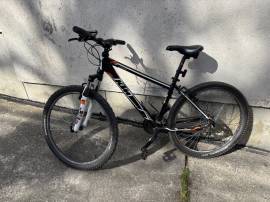 KTM COUNTRY Mountain Bike 26" elöl teleszkópos Shimano LX használt ELADÓ