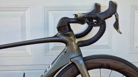 SPECIALIZED Venge ViAS Pro Disc Ultegra Di2 Országúti Shimano Ultegra Di2 tárcsafék használt ELADÓ