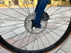 PINARELLO Paris 2020 Road bike Shimano Ultegra disc brake used For Sale