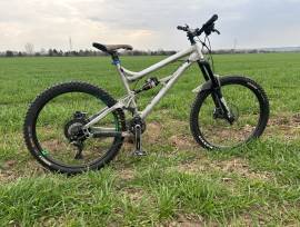BANSHEE Rune V2 Enduro / Freeride / DH 27.5" (650b) Shimano Deore XT used For Sale