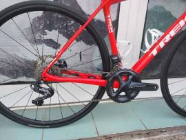 TREK Émonda SLR Ultegra di2 Project One Segafredo( 54)  Országúti Shimano Ultegra Di2 tárcsafék nem használt ELADÓ