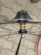 MAVIC Aksium Race kerékszett , felnifékes, gumikkal, sorral Mavic Országúti / Gravel / Triatlon Alkatrész, Országúti  Kerék / Felni / Gumi 28" használt ELADÓ