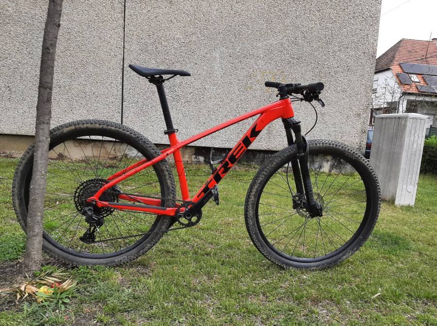 TREK X-Caliber 8 Mountain Bike 29" elöl teleszkópos használt ELADÓ