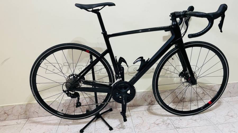 VAN RYSEL EDR CF 105 Országúti Shimano 105 tárcsafék használt ELADÓ