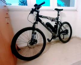 CUBE XMS custom Elektromos Mountain Bike 26" össztelós / fully Dapu használt ELADÓ