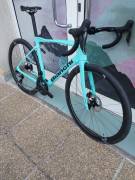 BIANCHI BIANCHI SPECIALISSIMA COMP Ultegra Di2 12sp (55) Road bike Shimano Ultegra Di2 disc brake new with guarantee For Sale