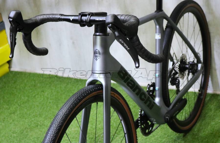 BIANCHI IMPULSO PRO 2025 2x12 0km CARBON kerékszettel S-53 Gravel / CX tárcsafék nem használt ELADÓ