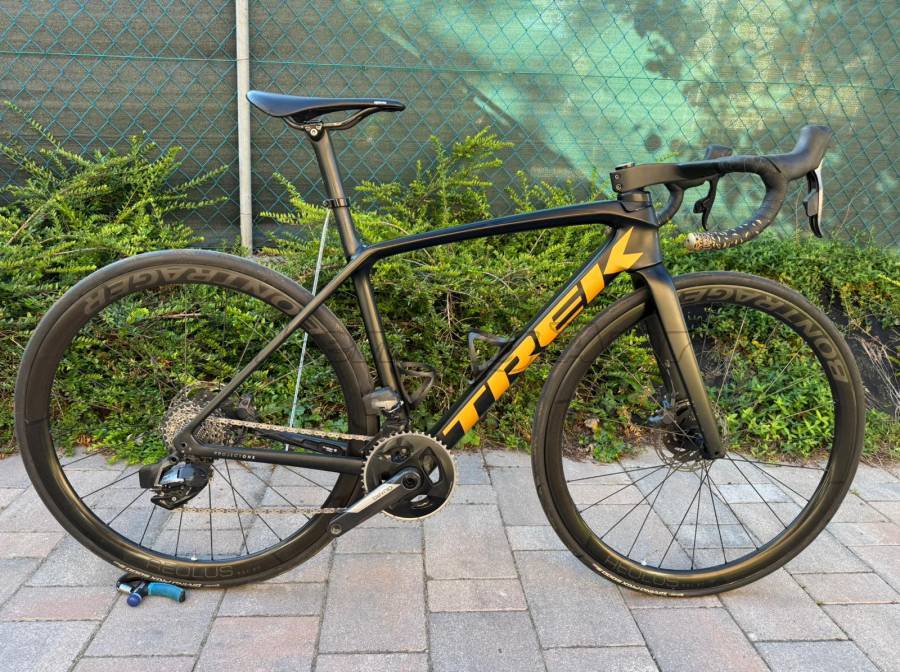 TREK Emonda Road bike SRAM Force eTap AXS disc brake new / not used For Sale