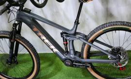 TREK RAIL 9.9 CARBON BOSCH CX 45kmh 0km Electric Mountain Bike 29" dual suspension Bosch new / not used For Sale