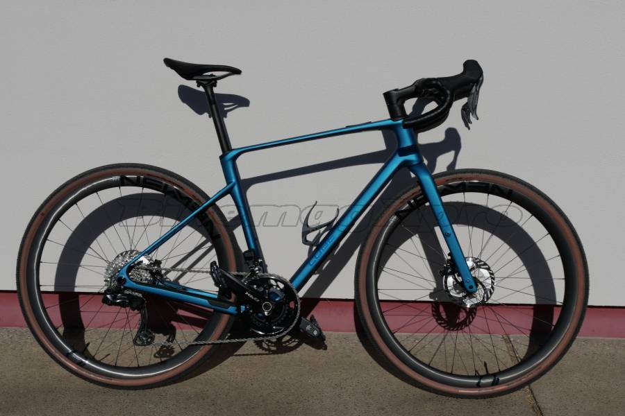 CUBE C62 Nuroad Race Gravel / CX Shimano GRX Di2 tárcsafék nem használt ELADÓ