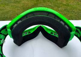 Új 100% Strata 2 neon zöld, átlátszó lencsés DH/FR szemüveg, védőszemüveg 100% Strata 2 Eyewear / Sunglasses DH new / not used For Sale