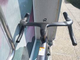 BMC 2027 BMC Teammachine SLR 01 THREE Ultegra Di2(54,) Országúti Shimano Ultegra Di2 tárcsafék új / garanciával ELADÓ