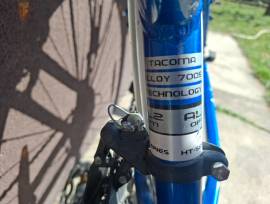 UNIVEGA tacoma Mountain Bike 26" elöl teleszkópos Shimano Acera használt ELADÓ