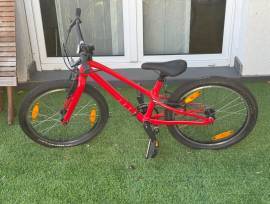 SPECIALIZED JETT 20 Kids Bikes / Children Bikes used For Sale