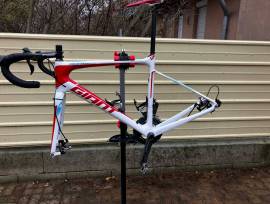 GIANT Defy Advanced 2 Országúti tárcsafék használt ELADÓ