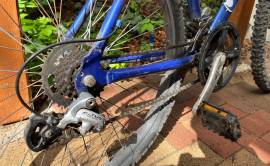 CAPRINE Cherokee Mountain Bike 26" front suspension Shimano Altus used For Sale