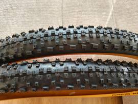 Schwalbe Rapid Rob 27,5 X 2,25 drótperemes külső eladó Schwalbe Rapid Rob 27,5 X 2,25  Mountain Bike Alkatrész, MTB Kerék / Felni / Gumi nem használt ELADÓ