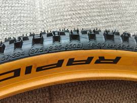 Schwalbe Rapid Rob 27,5 X 2,25 drótperemes külső eladó Schwalbe Rapid Rob 27,5 X 2,25  Mountain Bike Alkatrész, MTB Kerék / Felni / Gumi nem használt ELADÓ