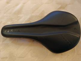 Cube Venec Lite nyereg eladó Cube Venec Lite Mountain Bike Alkatrész, MTB Nyereg / Nyeregcső használt ELADÓ