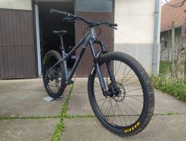 ORANGE Clockwork Evo trail HT/RS 35, Sram NX, KS LEV, WTB Mountain Bike elöl teleszkópos SRAM NX Eagle nem használt ELADÓ