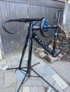  Focus isalco max fullcarbon (170cm alatt) FOCUS isalco max Országúti / Gravel / Triatlon Alkatrész, Országúti / Gravel / Váz /Vázszett / Villa karbon karbon 700c (622) használt ELADÓ