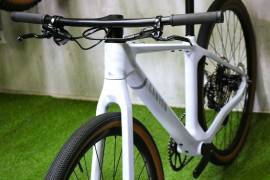 CANYON ROADLITE_CF9 FULL CARBON XT-12 Városi / Cruiser nem használt ELADÓ