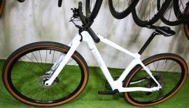 CANYON ROADLITE_CF9 FULL CARBON XT-12 Városi / Cruiser nem használt ELADÓ