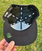 Új Monster Energy fekete/fehér rope hálós sapka, snapback, cap, hat Monster Energy Sisak / Sapka nem használt ELADÓ