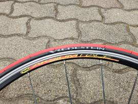 MAVIC Aksium Race kerékszett , felnifékes, gumikkal, sorral Mavic Országúti / Gravel / Triatlon Alkatrész, Országúti  Kerék / Felni / Gumi 700c (622) használt ELADÓ