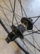 Bontrager Kovee Elite 23 carbon TRL Boost 29 kerékszett! Kovee Elite 23  Mountain Bike Alkatrész, MTB Kerék / Felni / Gumi 29" belső nélküli használt ELADÓ