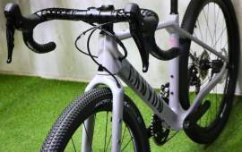 CANYON FULL CARBON DISC GRAVEL GRX 2x10 Gravel / CX tárcsafék használt ELADÓ