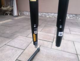 Új Suntour NCX  Air 28 as trekking teleszkóp  ncx Mountain Bike Alkatrész, MTB Villa / Rugóstag villa 28" 80 mm alatt nem használt ELADÓ