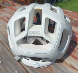 POC Ventral Air MIPS white sisak – M (54–59)  POC Ventral Air MIPS  Sisak / Sapka Országúti M használt ELADÓ