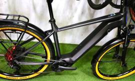 BULLS ICONIC BOSCH CX 100Nm Gen5 800Wh Electric Trekking/cross 25 km/h Bosch 700 + Wh new / not used For Sale