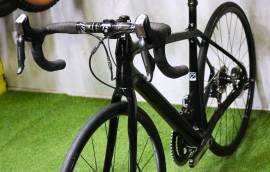 TREK DOMANE DISC ISOSPEED DISC DURA ACE Di2 2x11 52/53 Országúti Shimano Dura Ace Di2 tárcsafék használt ELADÓ