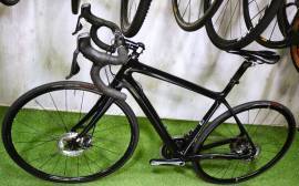 TREK DOMANE DISC ISOSPEED DISC DURA ACE Di2 2x11 52/53 Országúti Shimano Dura Ace Di2 tárcsafék használt ELADÓ