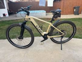 CUBE Reaction Hybrid Pro 625 Elektromos Mountain Bike 29" elöl teleszkópos Bosch Shimano Deore használt ELADÓ