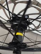 Országuti tárcsafékes kerékszett /Mavic ksyrium S 25 disc komplett kerèkszett Mavic ksyrium s 25 disc Országúti / Gravel / Triatlon Alkatrész, Országúti  Kerék / Felni / Gumi 28" nem használt ELADÓ