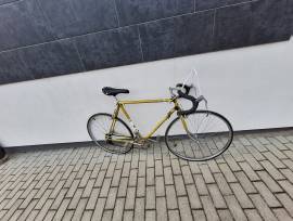 PEUGEOT Peugeot Országúti Országúti _Egyéb patkófék használt ELADÓ